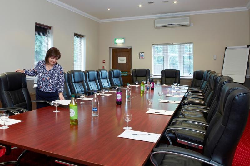 Consort Hotel Rotherham Ngoại thất bức ảnh