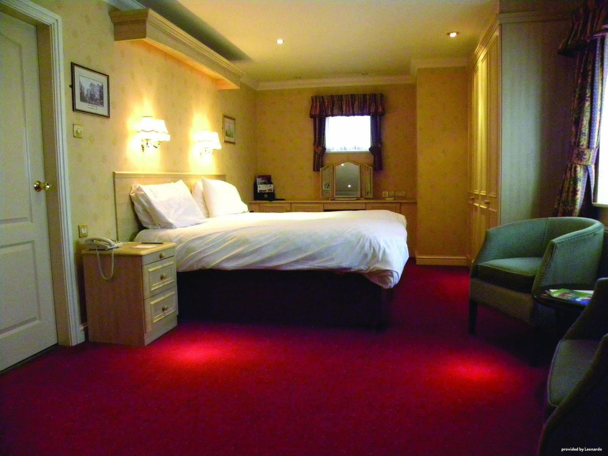 Consort Hotel Rotherham Phòng bức ảnh
